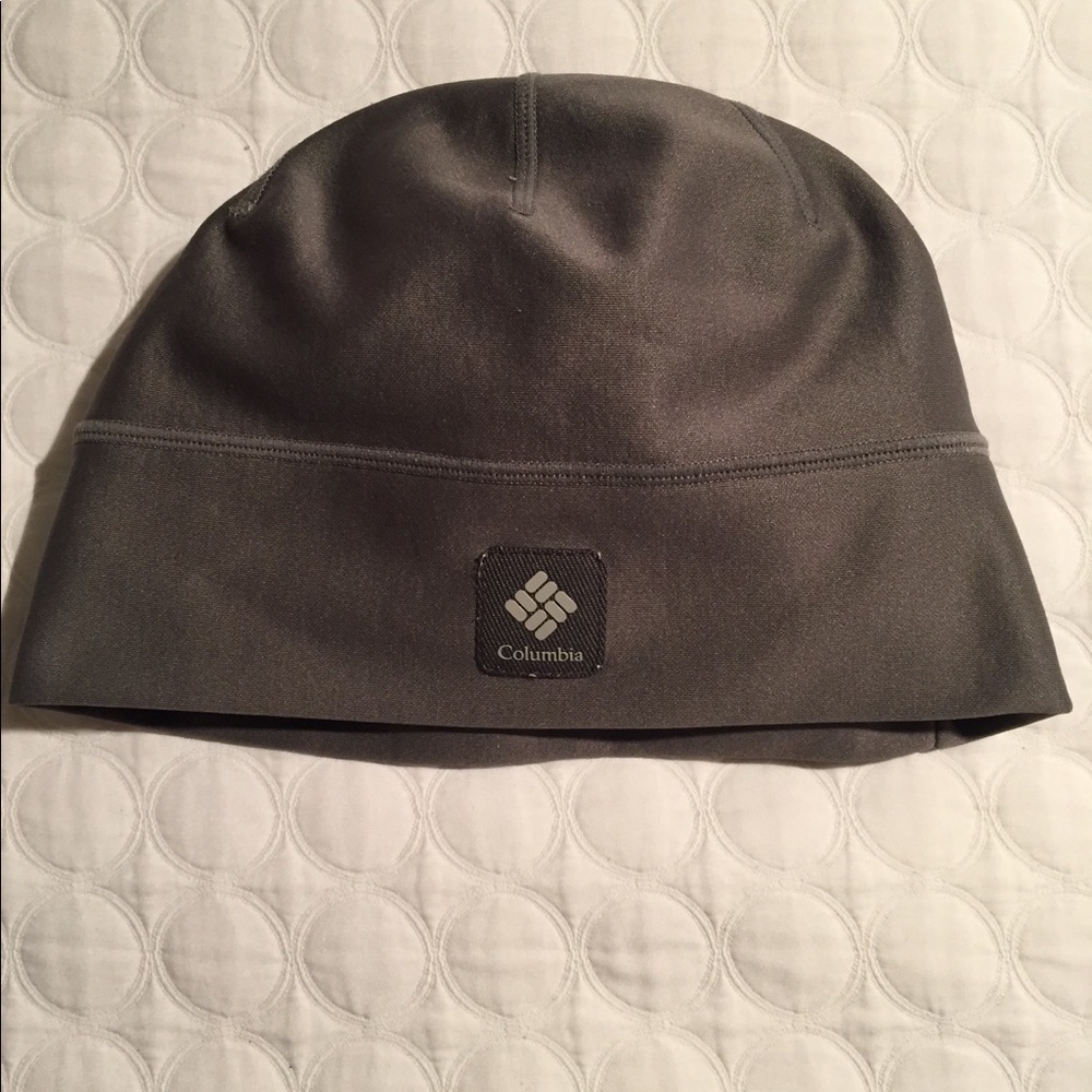 FLAWLESS COLUMBIA MENS THERMAL CAP. SO WARM